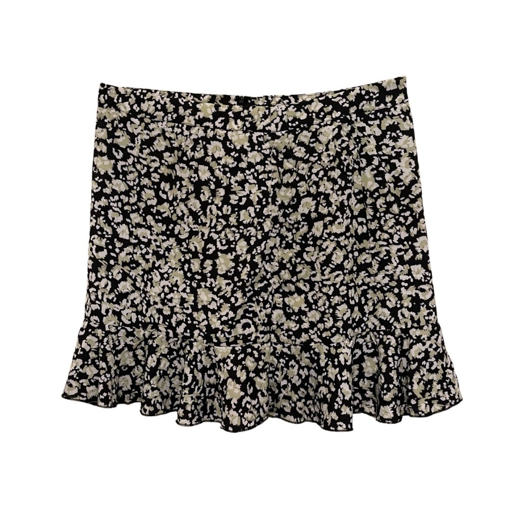 Shein Floral Black Mini Skirt Size 1XL 100% Polyester Ruffles Hem Casual